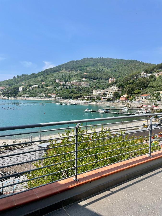 Mirage Rooms & Apartments Porto Venere Buitenkant foto